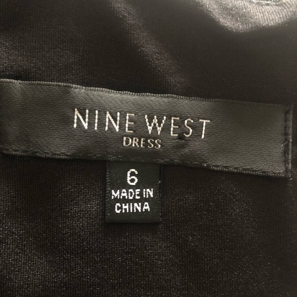 NINE WEST | Chevron Panel Dress - Picture 3 of 5